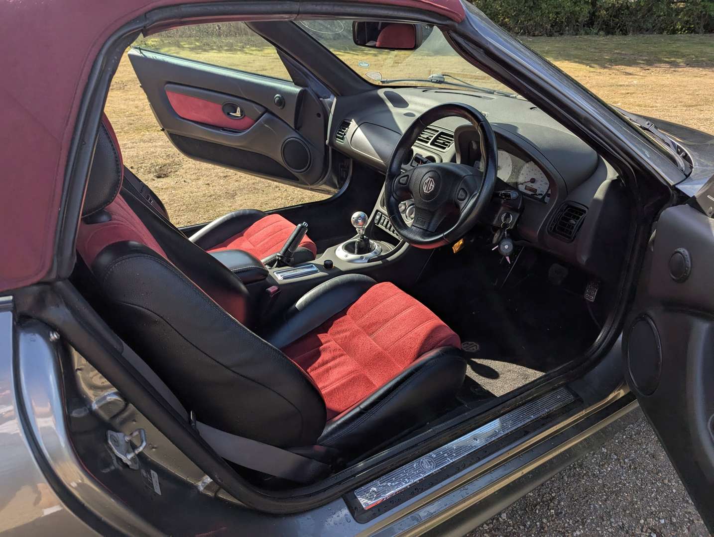 <p>2005 MG TF 160</p>