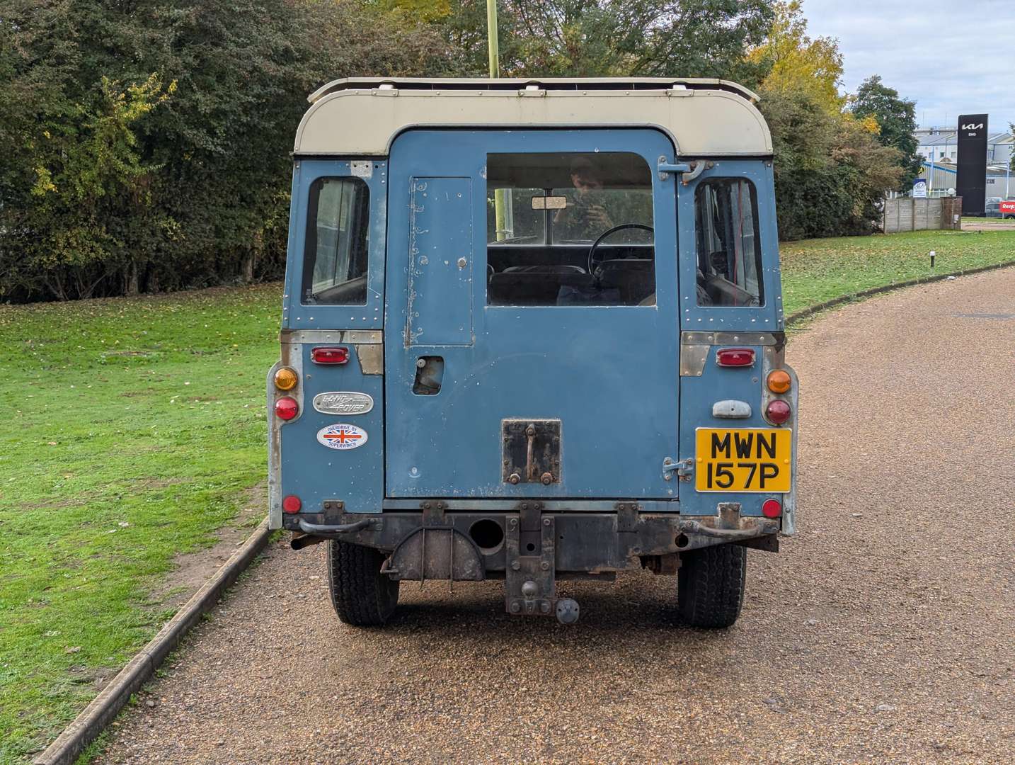 <p>1976 LAND ROVER SIII 109" STATION WAGON</p>