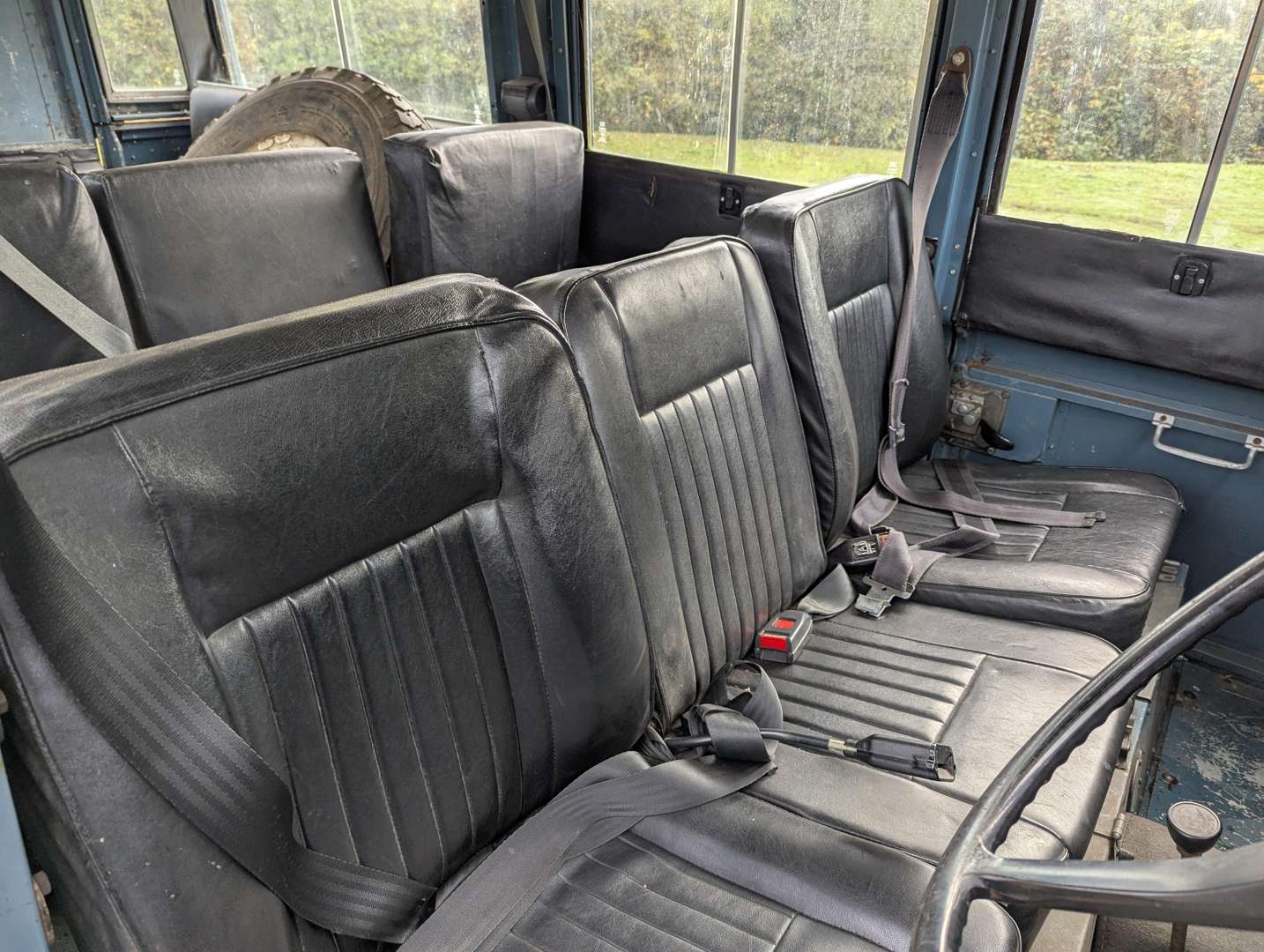 <p>1976 LAND ROVER SIII 109" STATION WAGON</p>