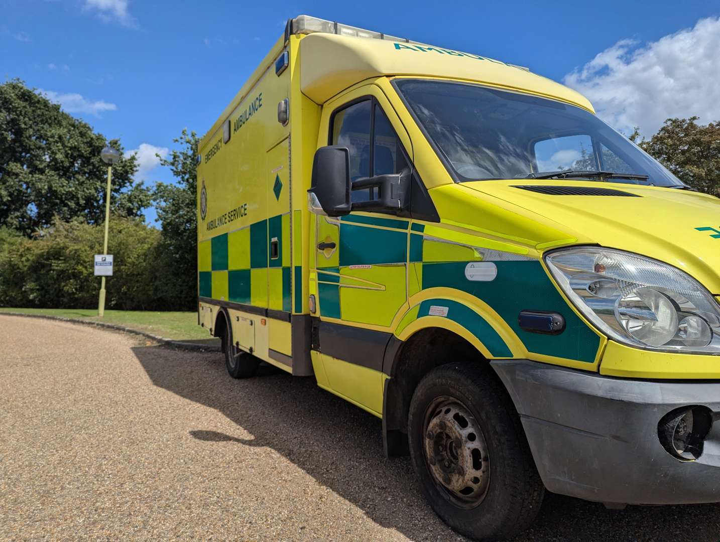 <p>2007 MERCEDES SPRINTER AMBULANCE</p>