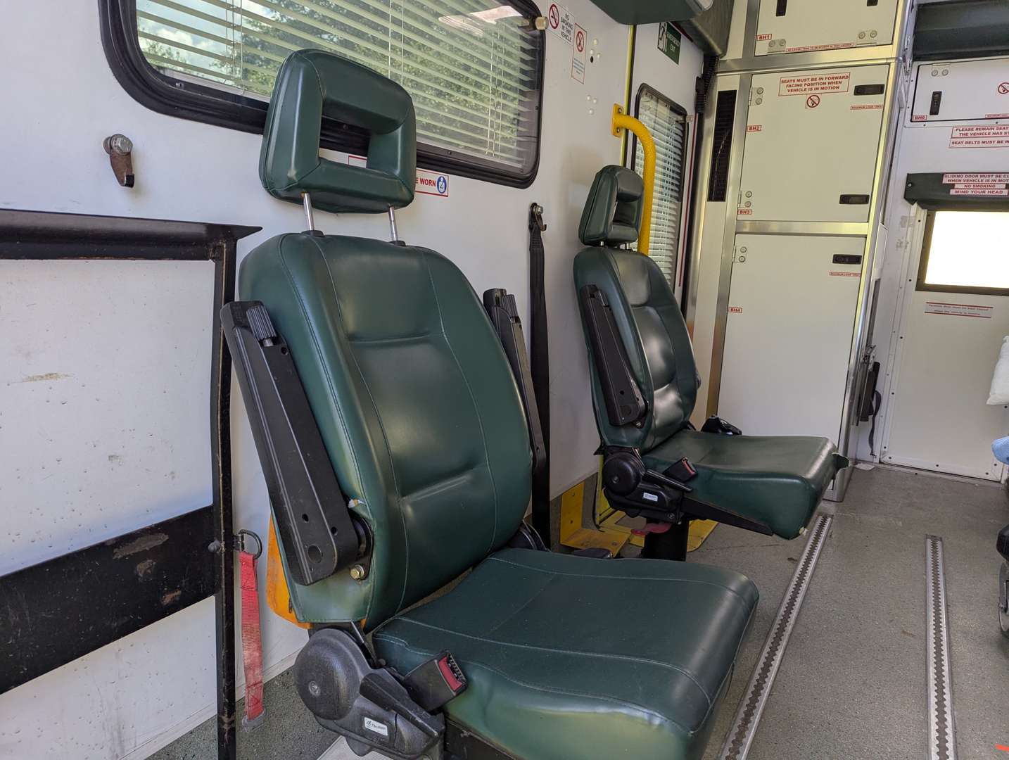 <p>2007 MERCEDES SPRINTER AMBULANCE</p>
