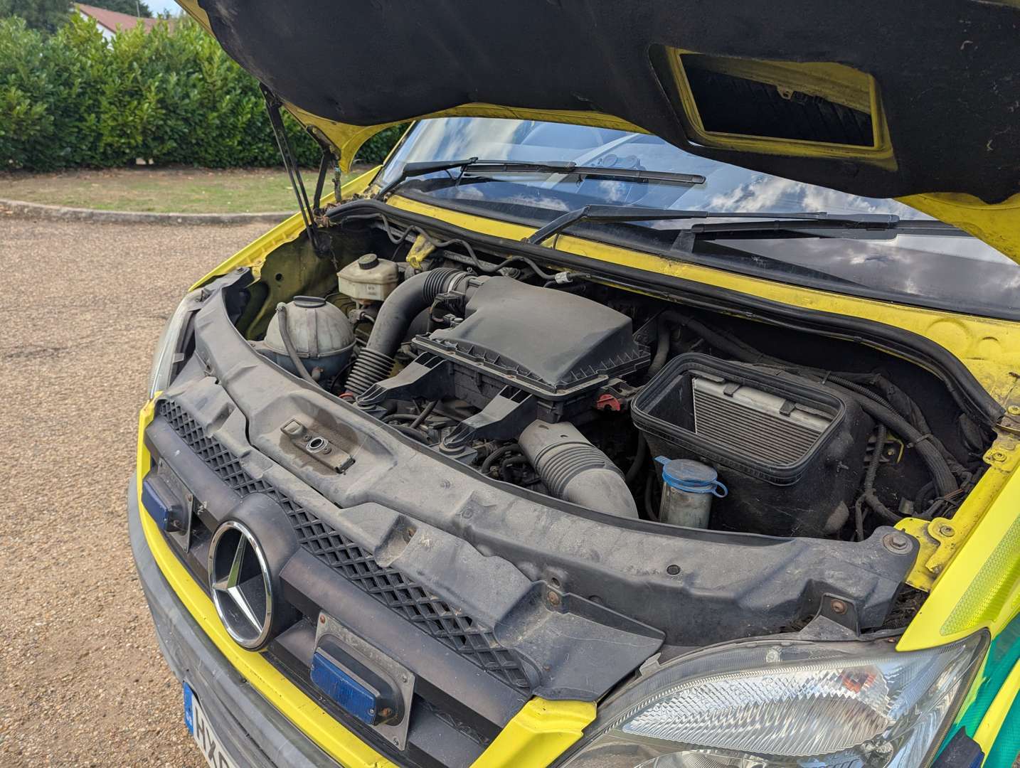 <p>2007 MERCEDES SPRINTER AMBULANCE</p>