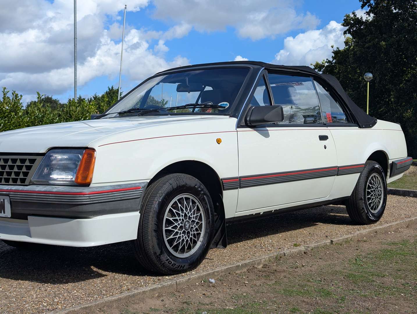 <p>1987 VAUXHALL CAVALIER 1.8 CABRIO</p>