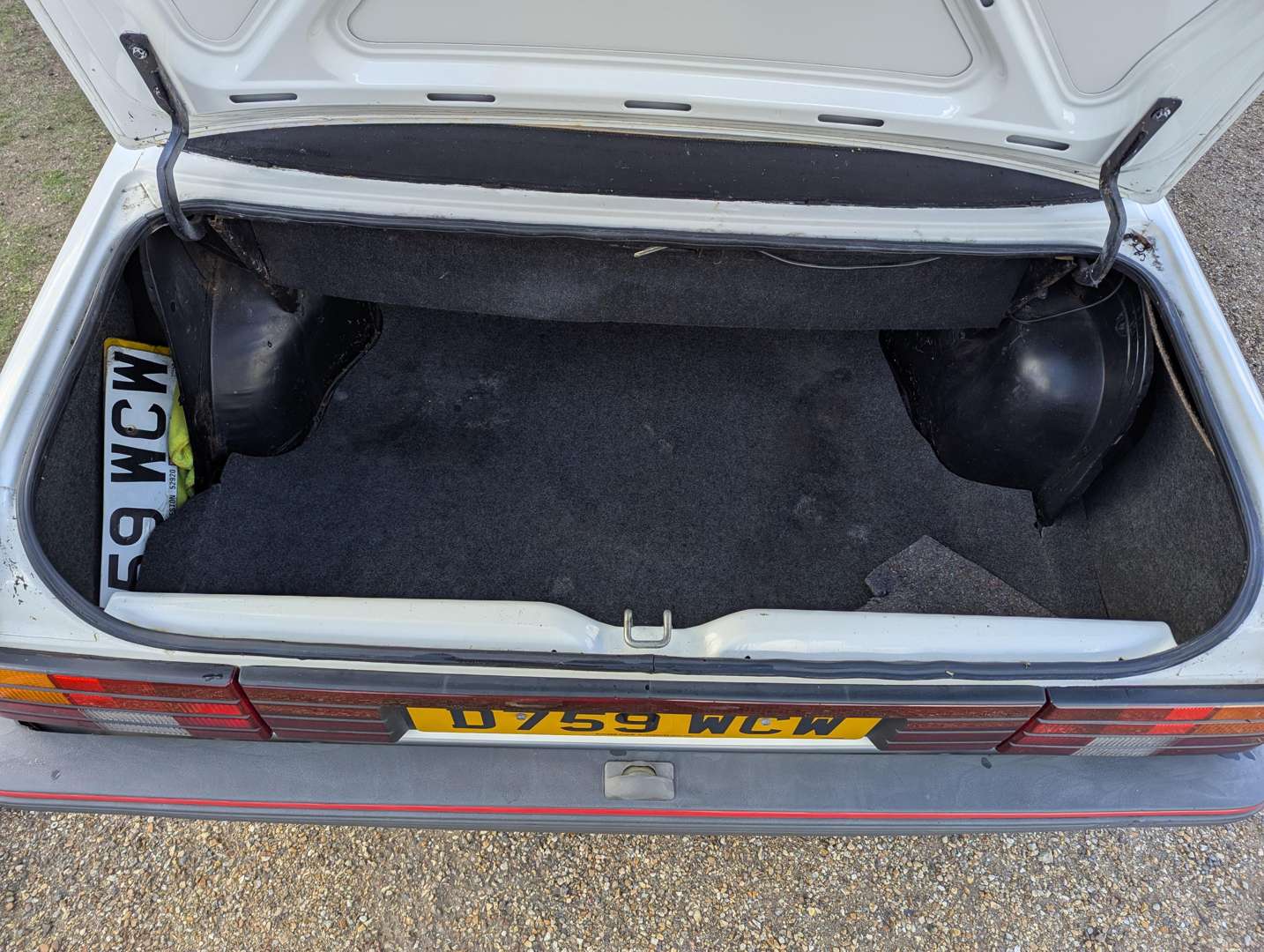 <p>1987 VAUXHALL CAVALIER 1.8 CABRIO</p>