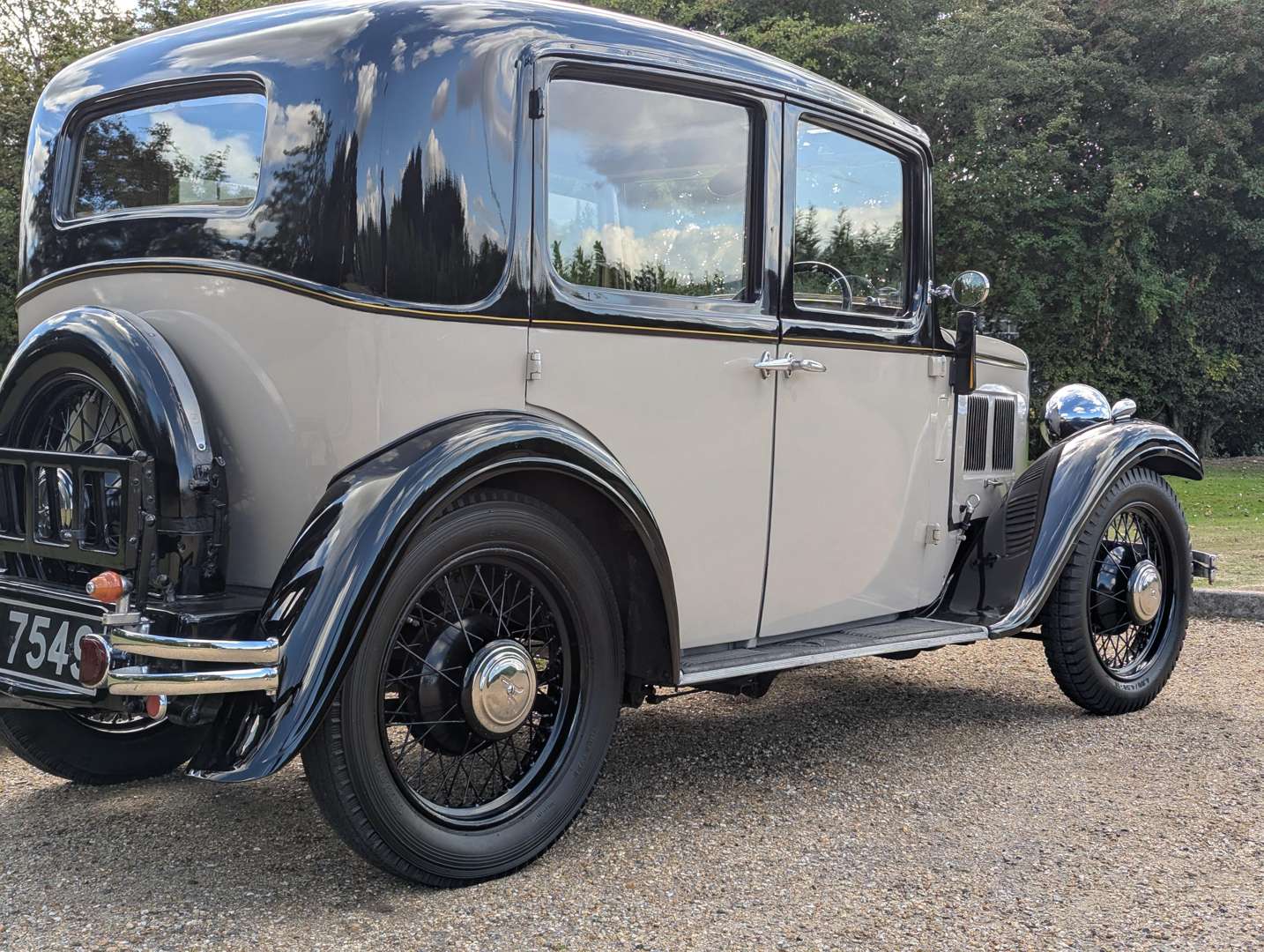 <p>1934 AUSTIN 10/4 DELUXE</p>