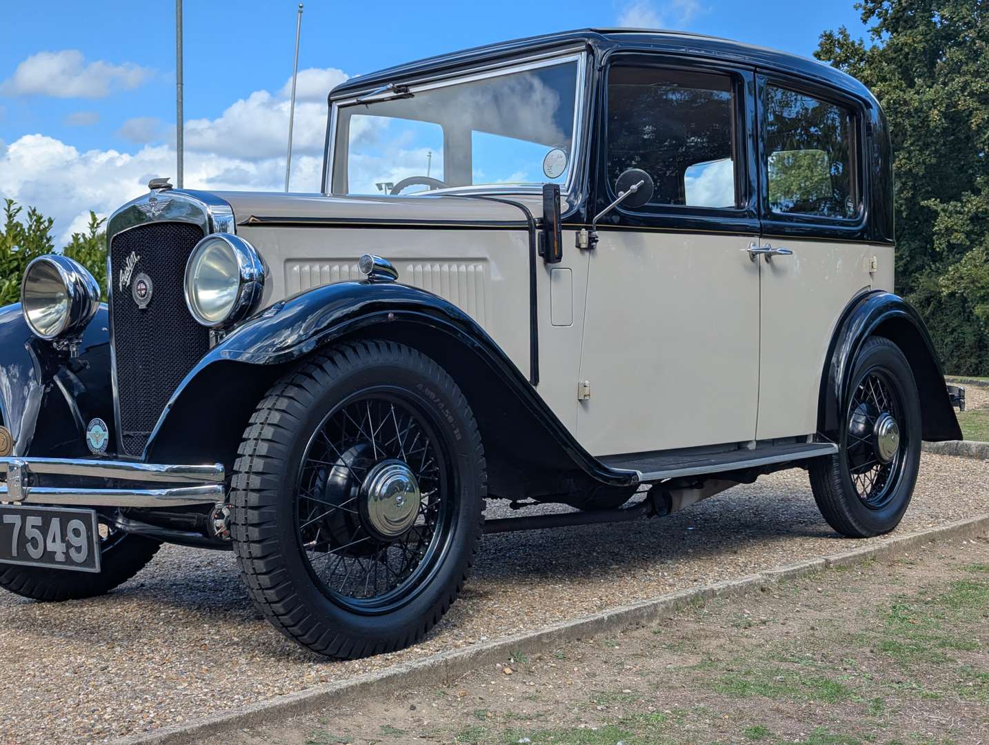 <p>1934 AUSTIN 10/4 DELUXE</p>