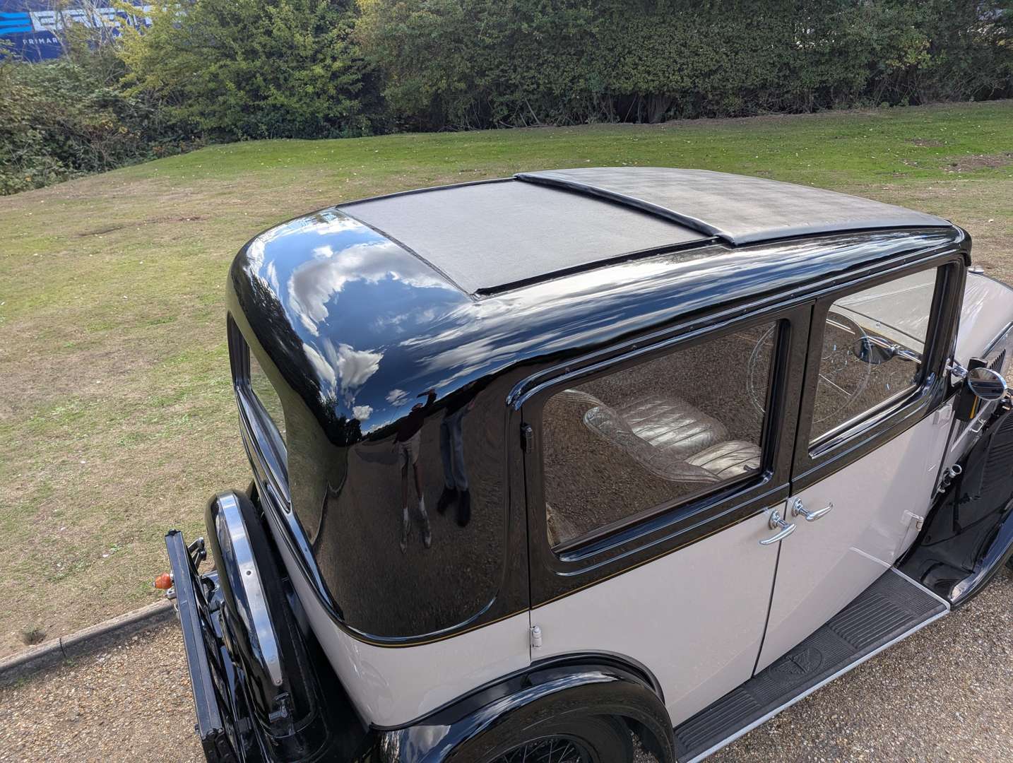 <p>1934 AUSTIN 10/4 DELUXE</p>