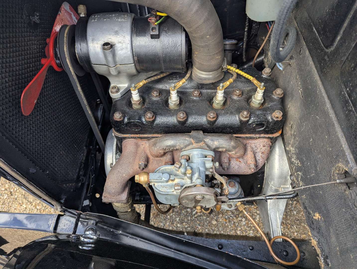 <p>1934 AUSTIN 10/4 DELUXE</p>