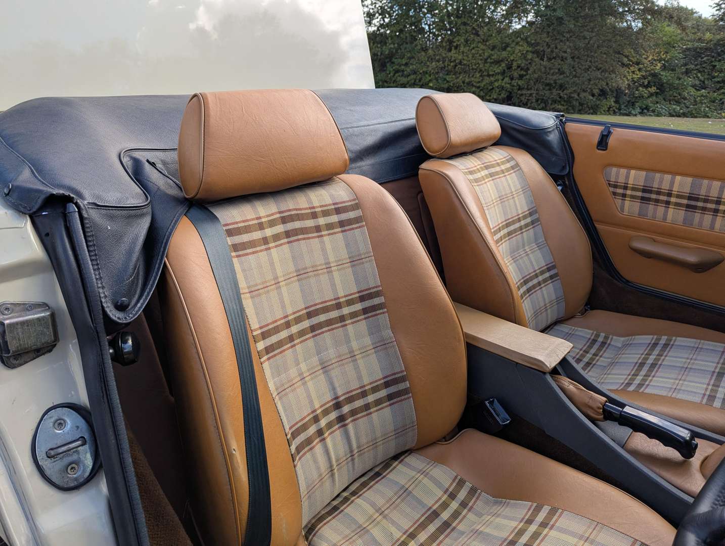 <p>1982 TRIUMPH TR7 SPRINT 2.0 CONVERTIBLE</p>