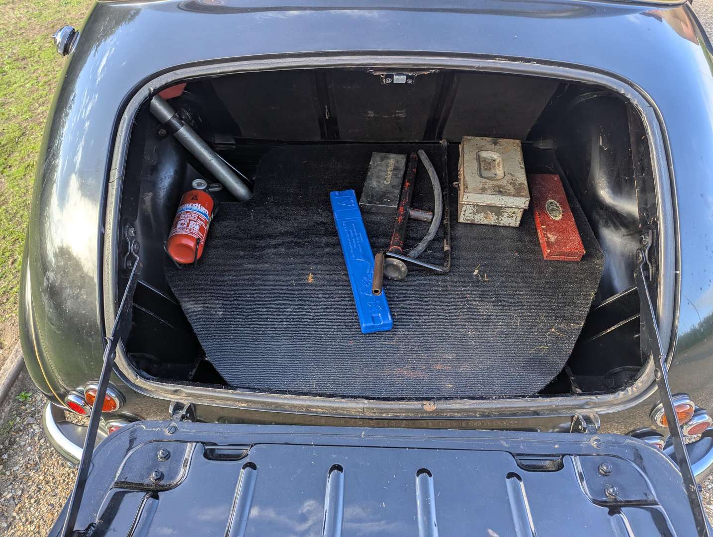 <p>1953 AUSTIN A40 SOMERSET</p>