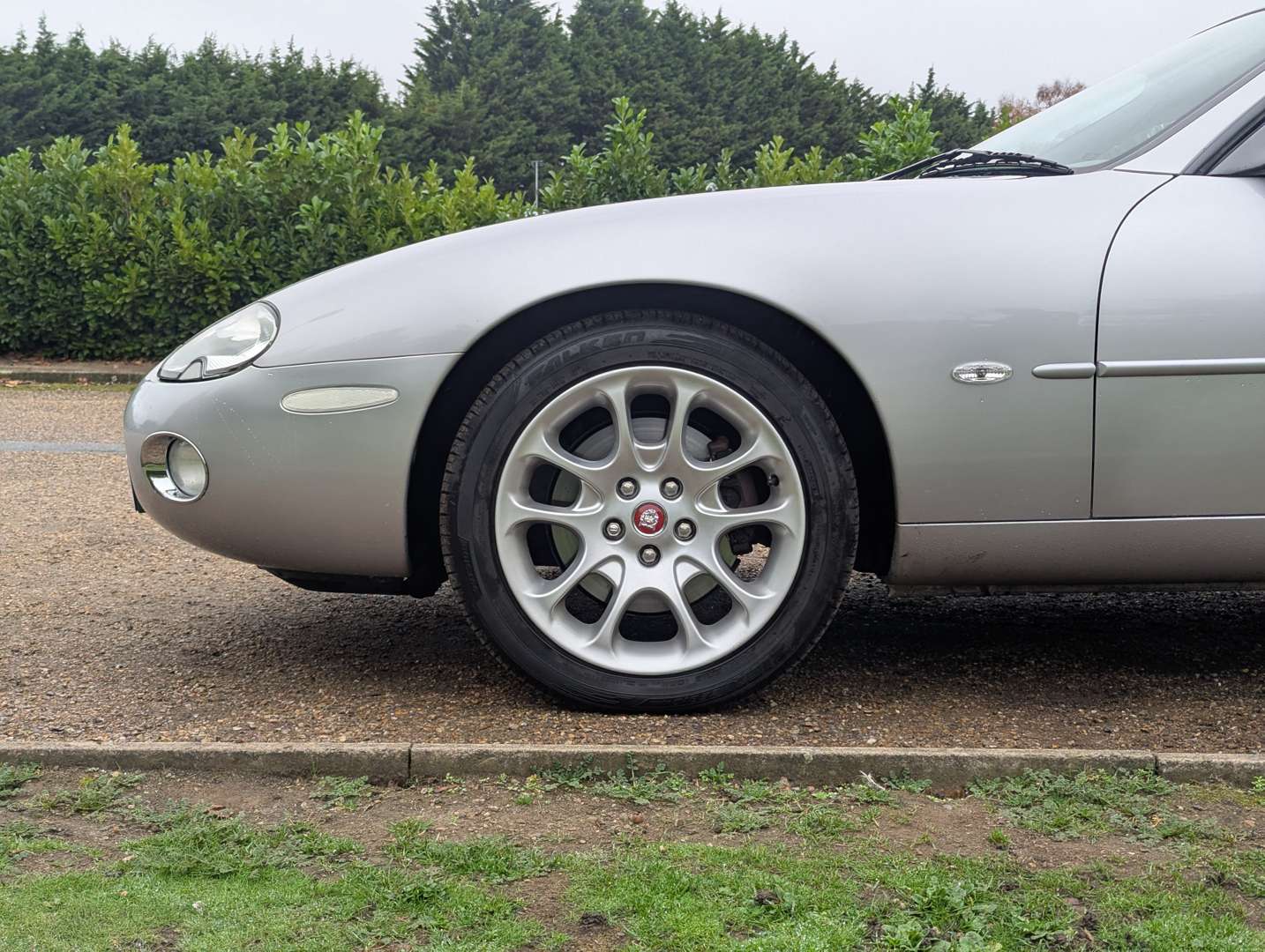 <p>2001 JAGUAR XKR 4.0 AUTO</p>