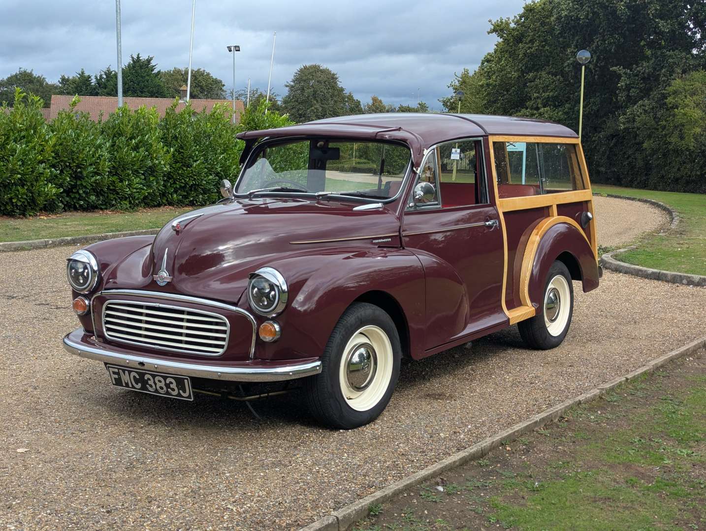 <p>1970 MORRIS MINOR TRAVELLER</p>