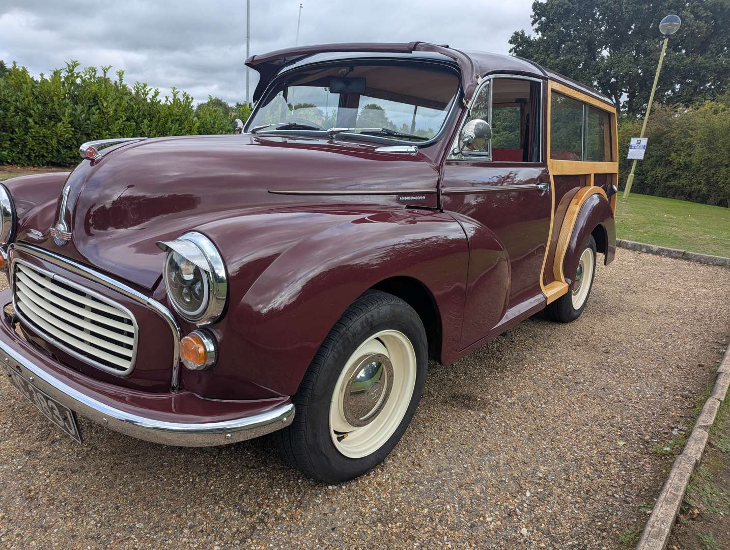 <p>1970 MORRIS MINOR TRAVELLER</p>