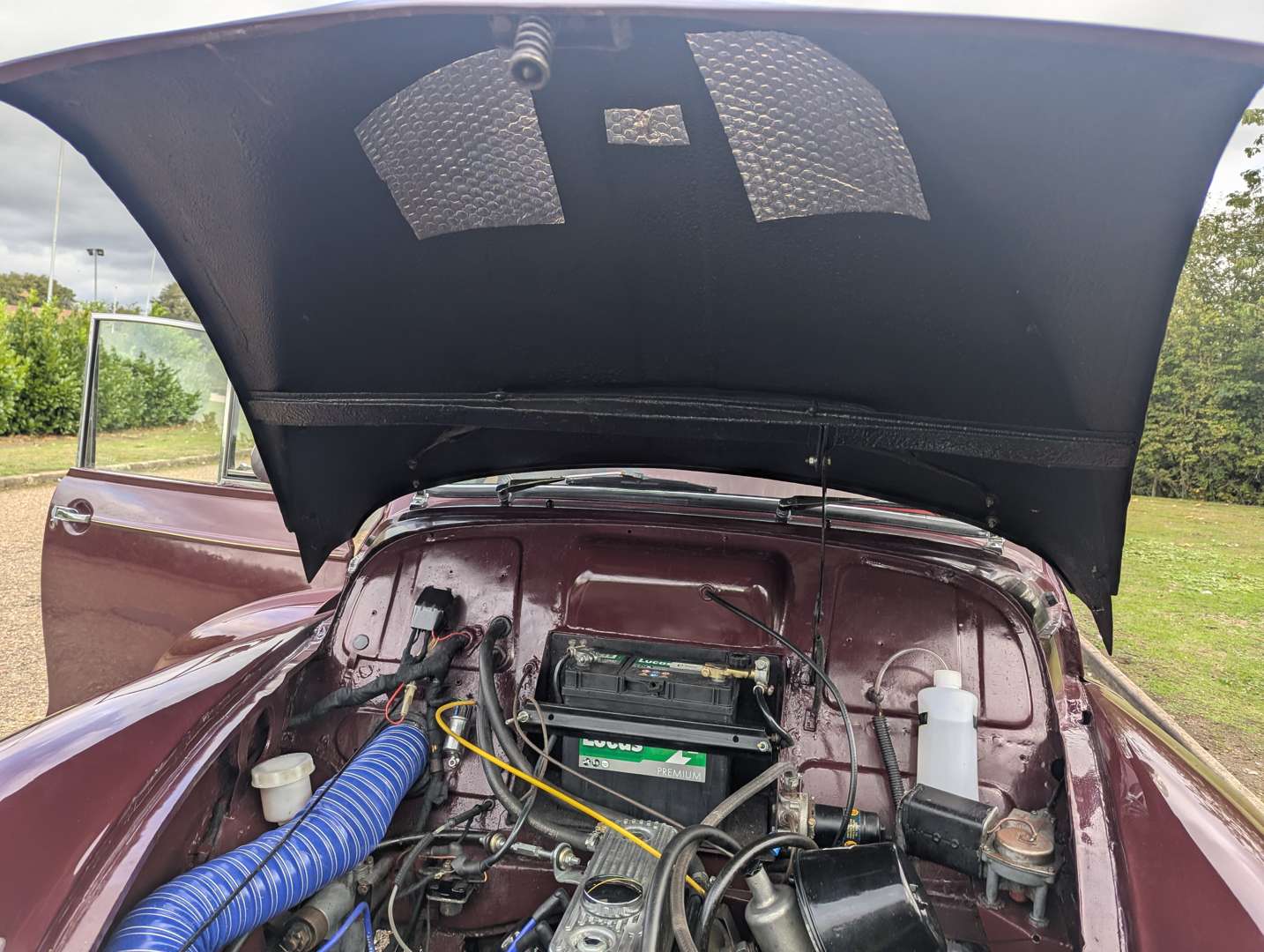 <p>1970 MORRIS MINOR TRAVELLER</p>