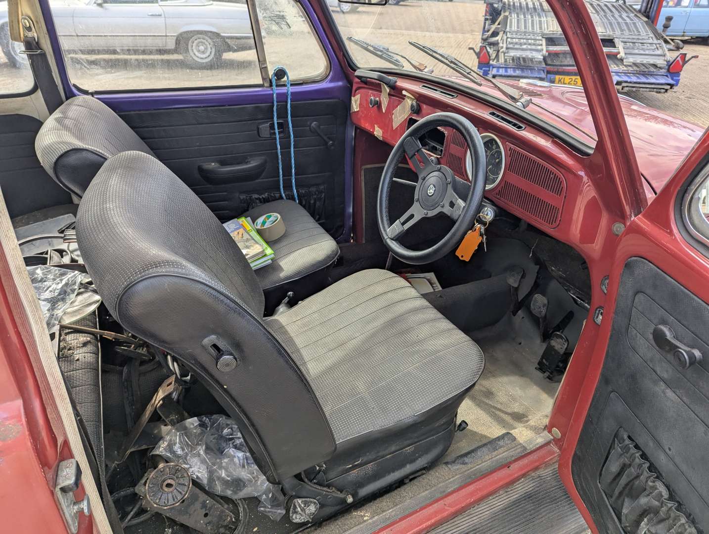 <p>1970 VW BEETLE 1300</p>