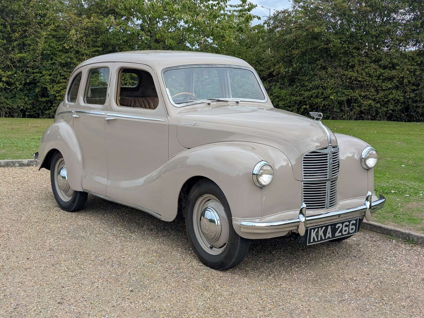<p>1948 AUSTIN A40 DEVON</p>