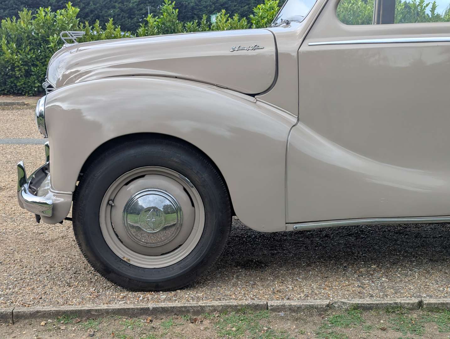 <p>1948 AUSTIN A40 DEVON</p>