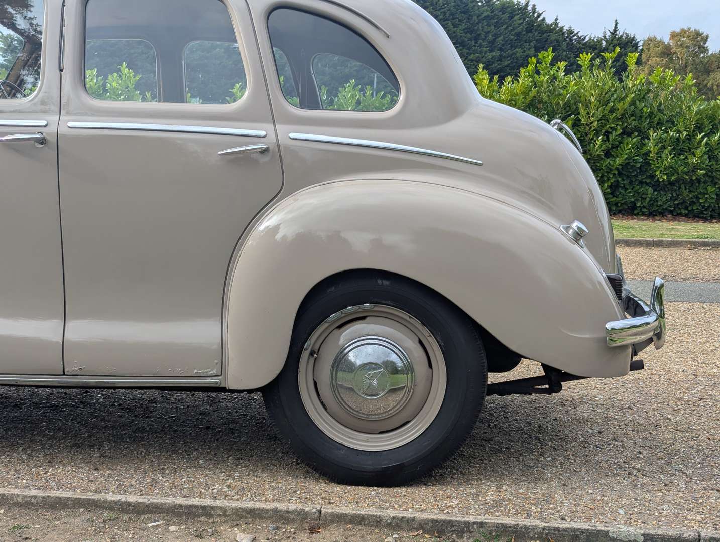 <p>1948 AUSTIN A40 DEVON</p>
