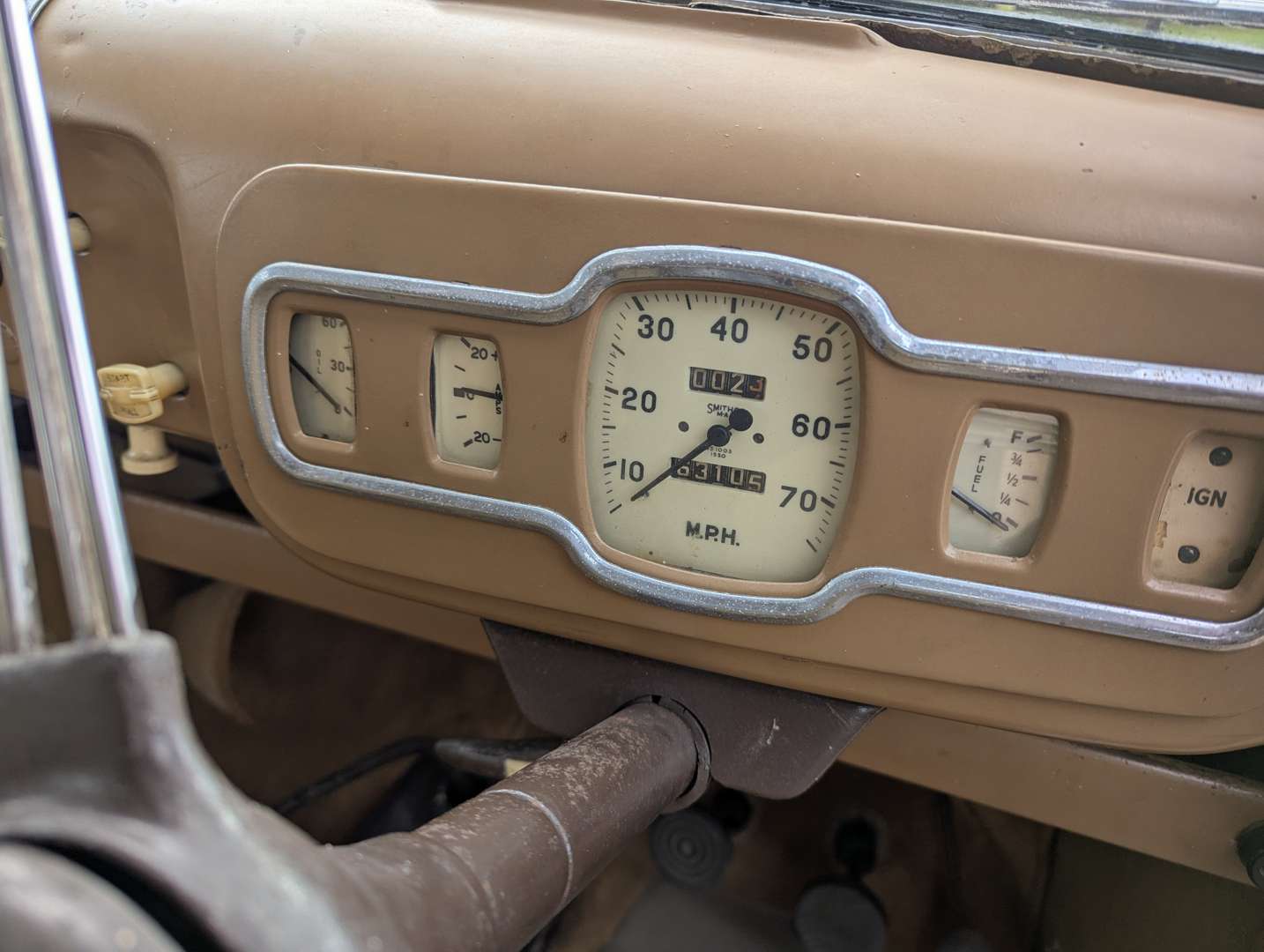 <p>1948 AUSTIN A40 DEVON</p>