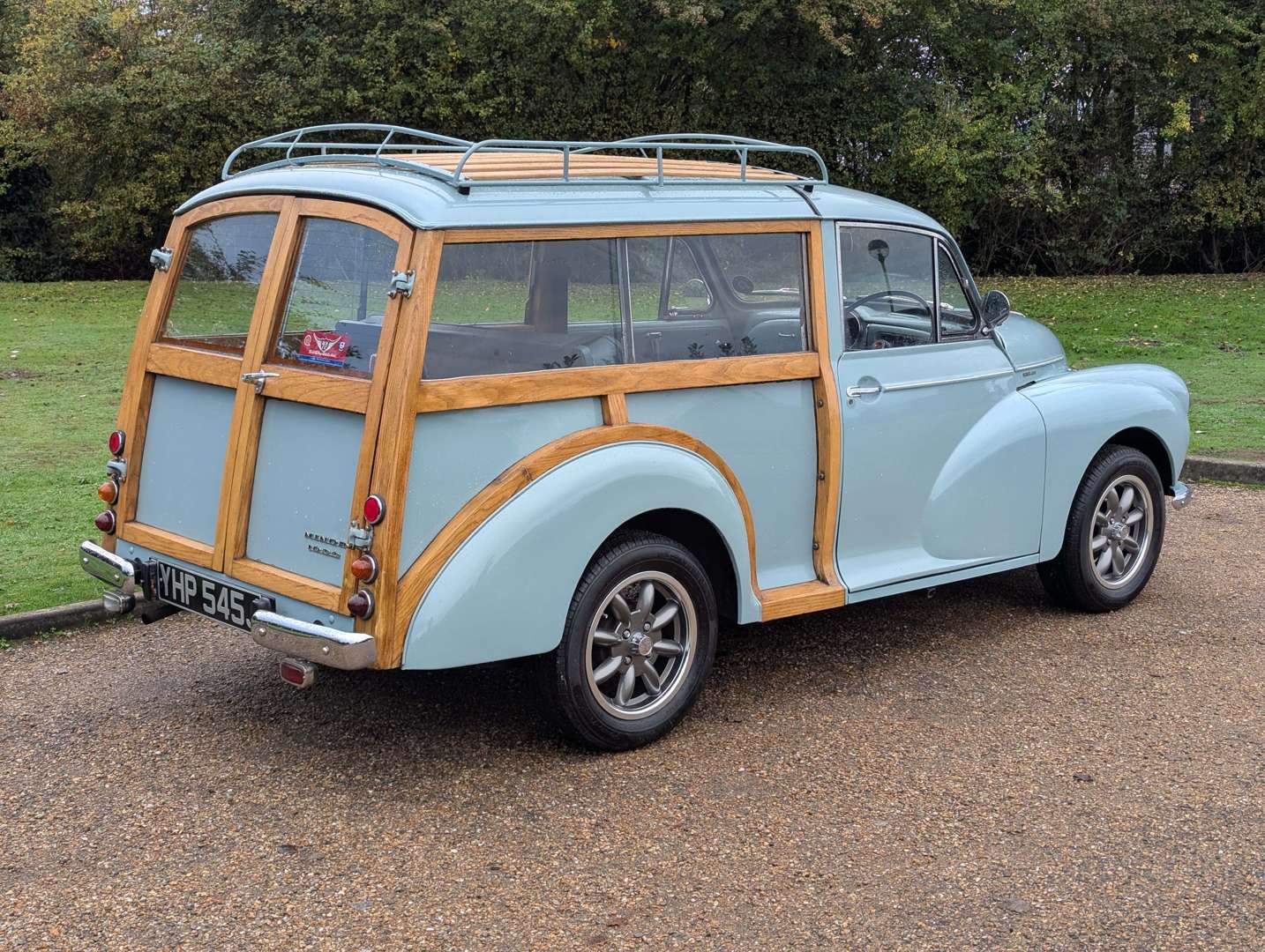 <p>1971 MORRIS MINOR 1000 TRAVELLER</p>
