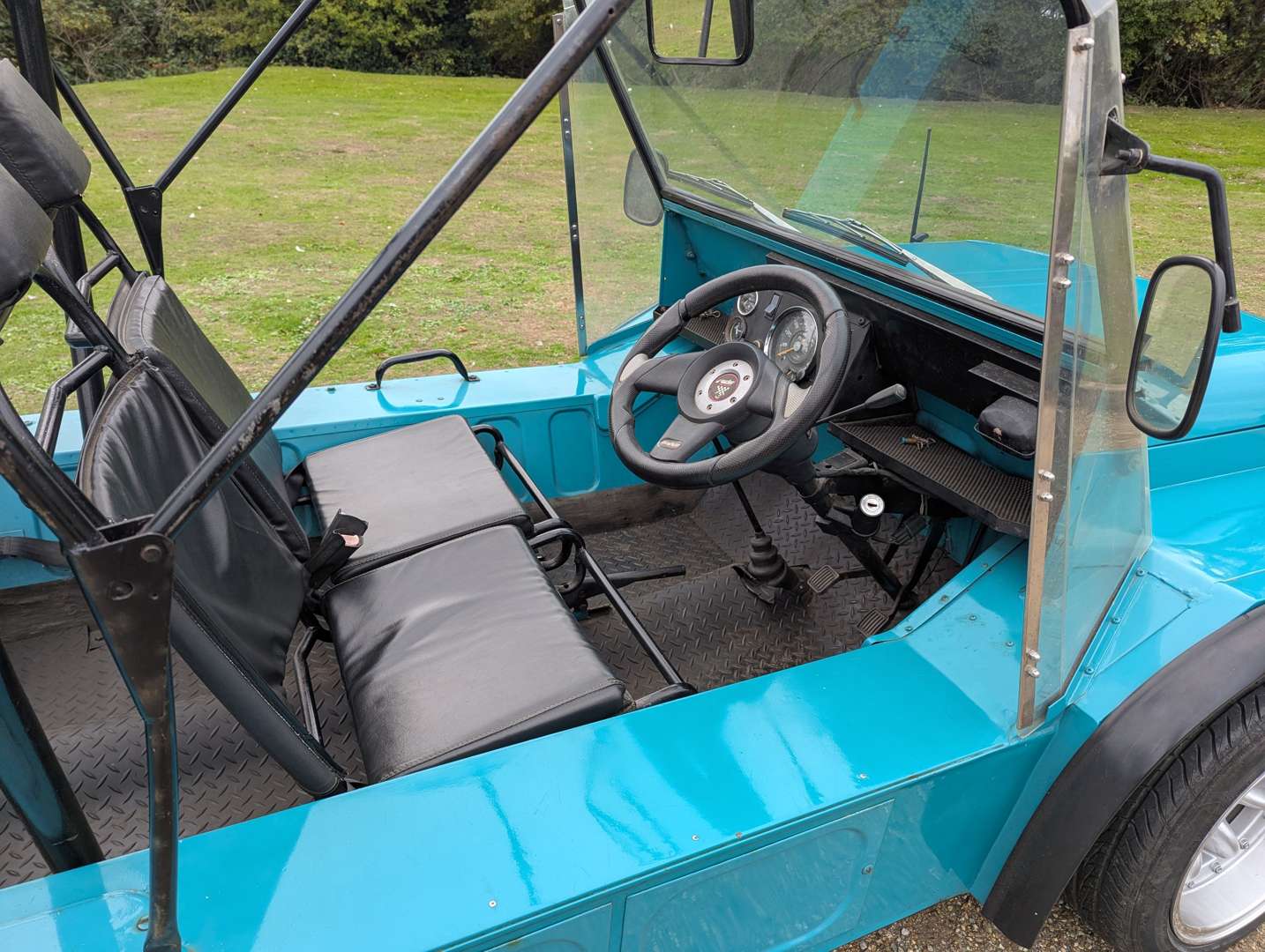 <p>1972 MORRIS MINI MOKE</p>