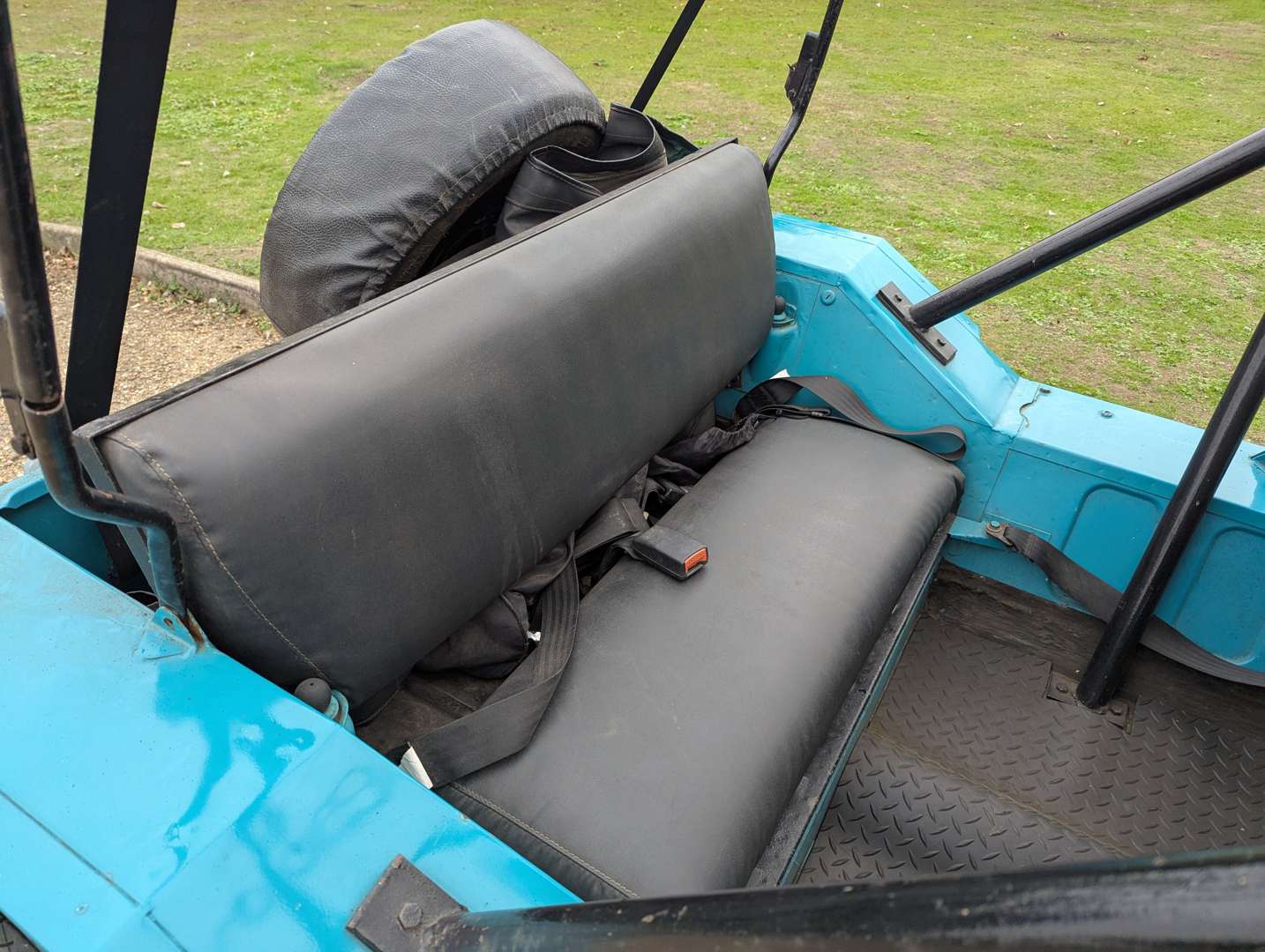 <p>1972 MORRIS MINI MOKE</p>