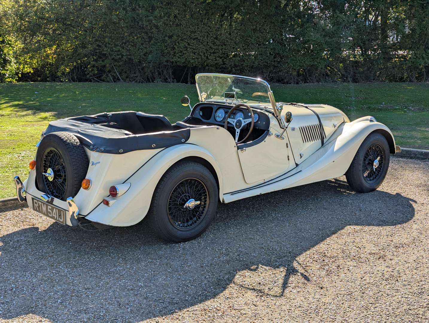 <p>1971 MORGAN 4/4 LOTUS TWIN-CAM 1600</p>