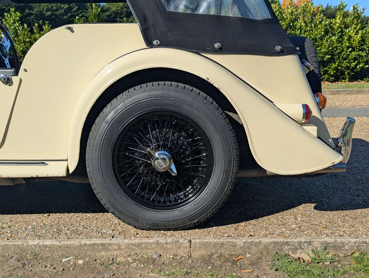 <p>1971 MORGAN 4/4 LOTUS TWIN-CAM 1600</p>