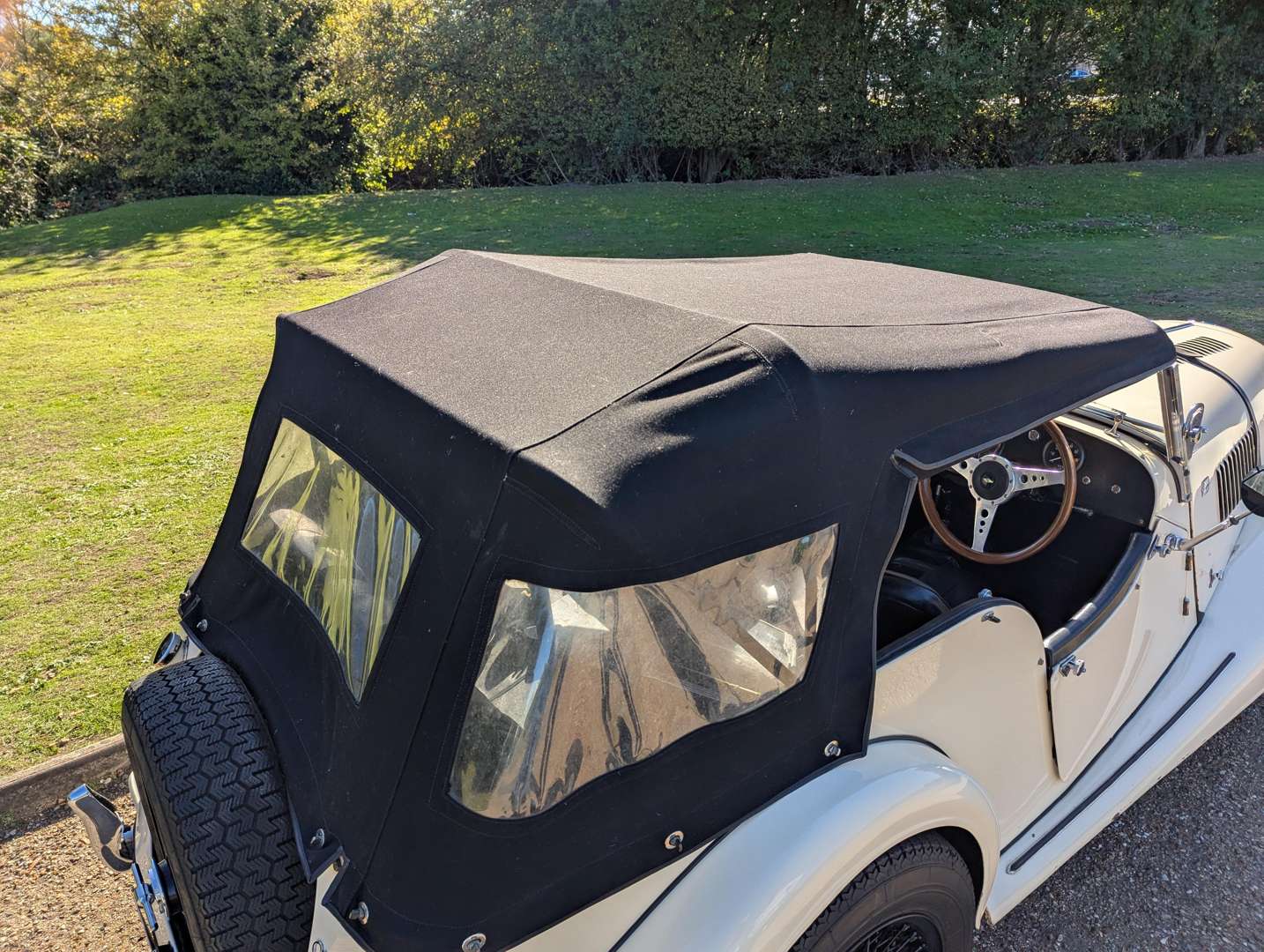 <p>1971 MORGAN 4/4 LOTUS TWIN-CAM 1600</p>