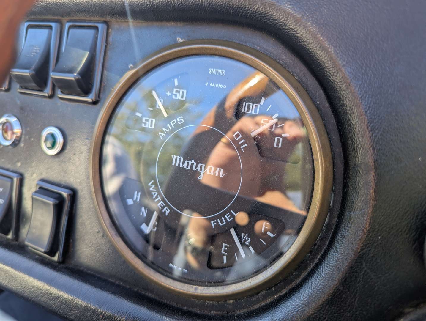 <p>1971 MORGAN 4/4 LOTUS TWIN-CAM 1600</p>