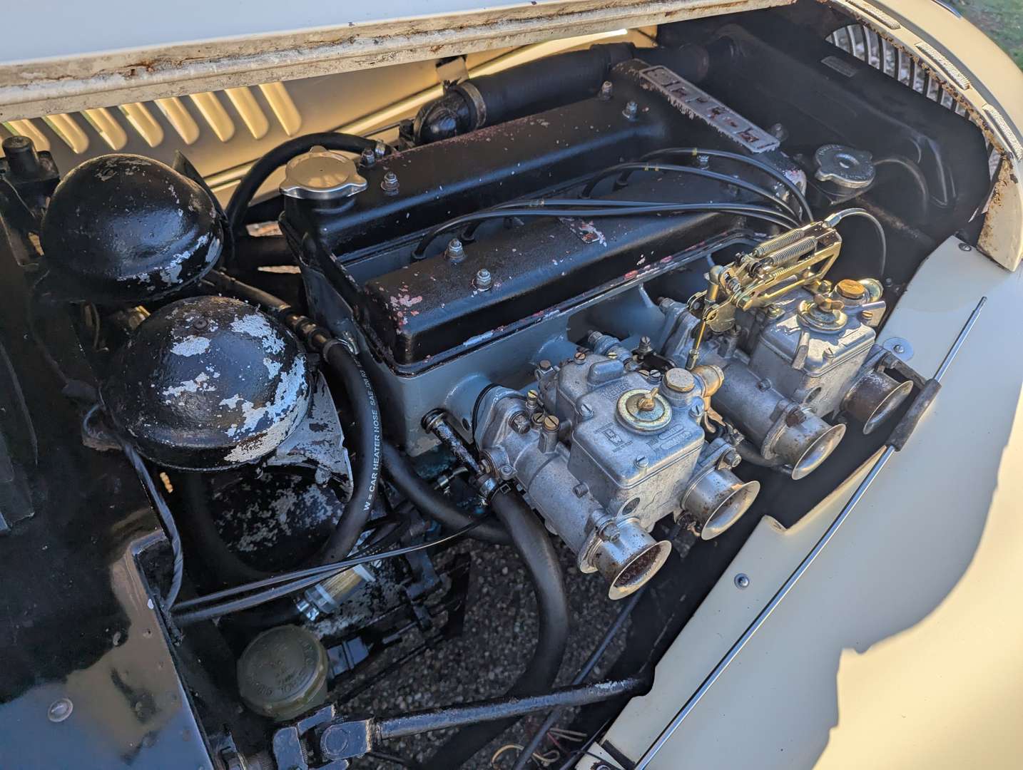 <p>1971 MORGAN 4/4 LOTUS TWIN-CAM 1600</p>