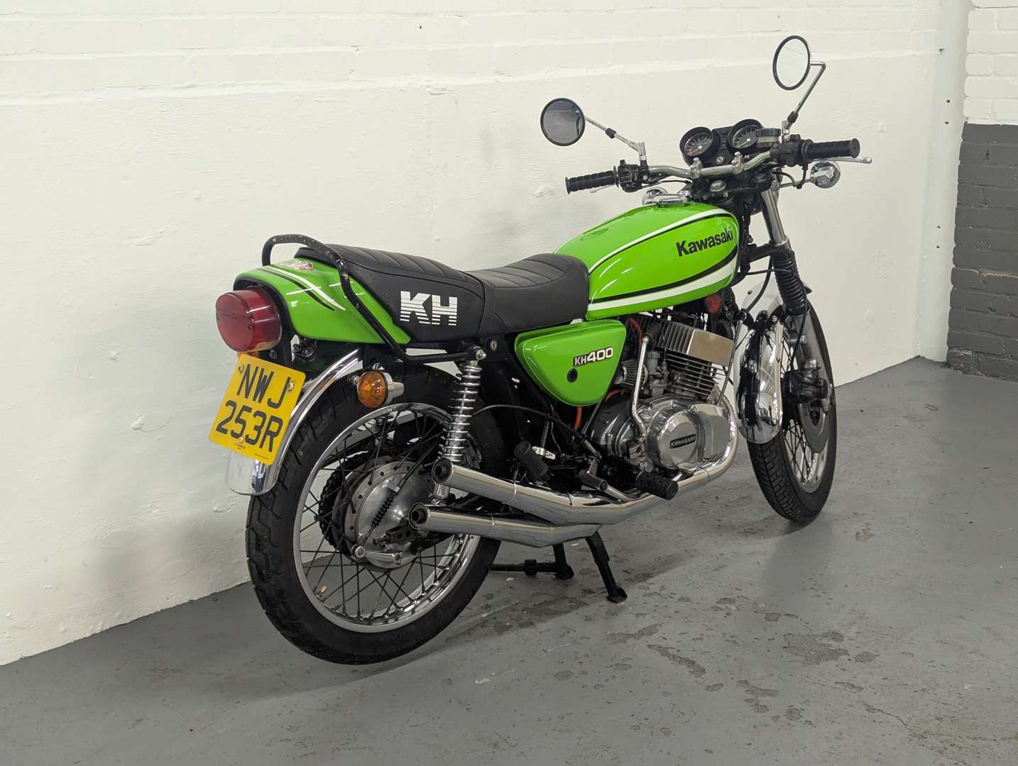 <p>1976 KAWASAKI KH400</p>
