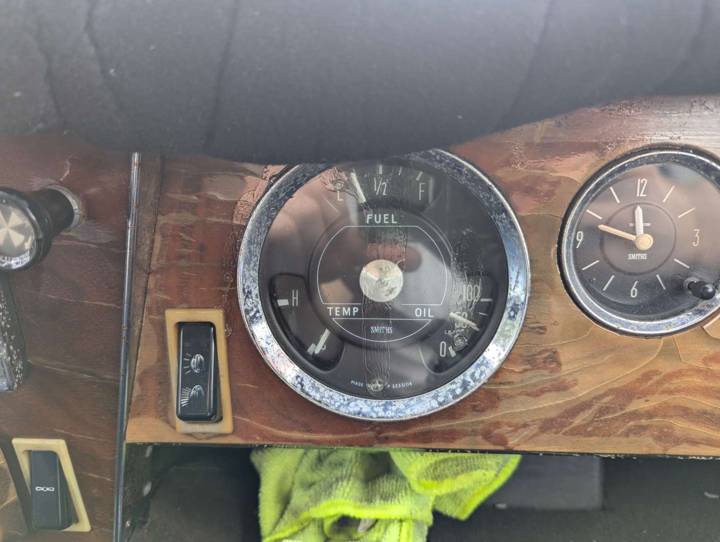 <p>1973 WOLSELEY SIX AUTO</p>