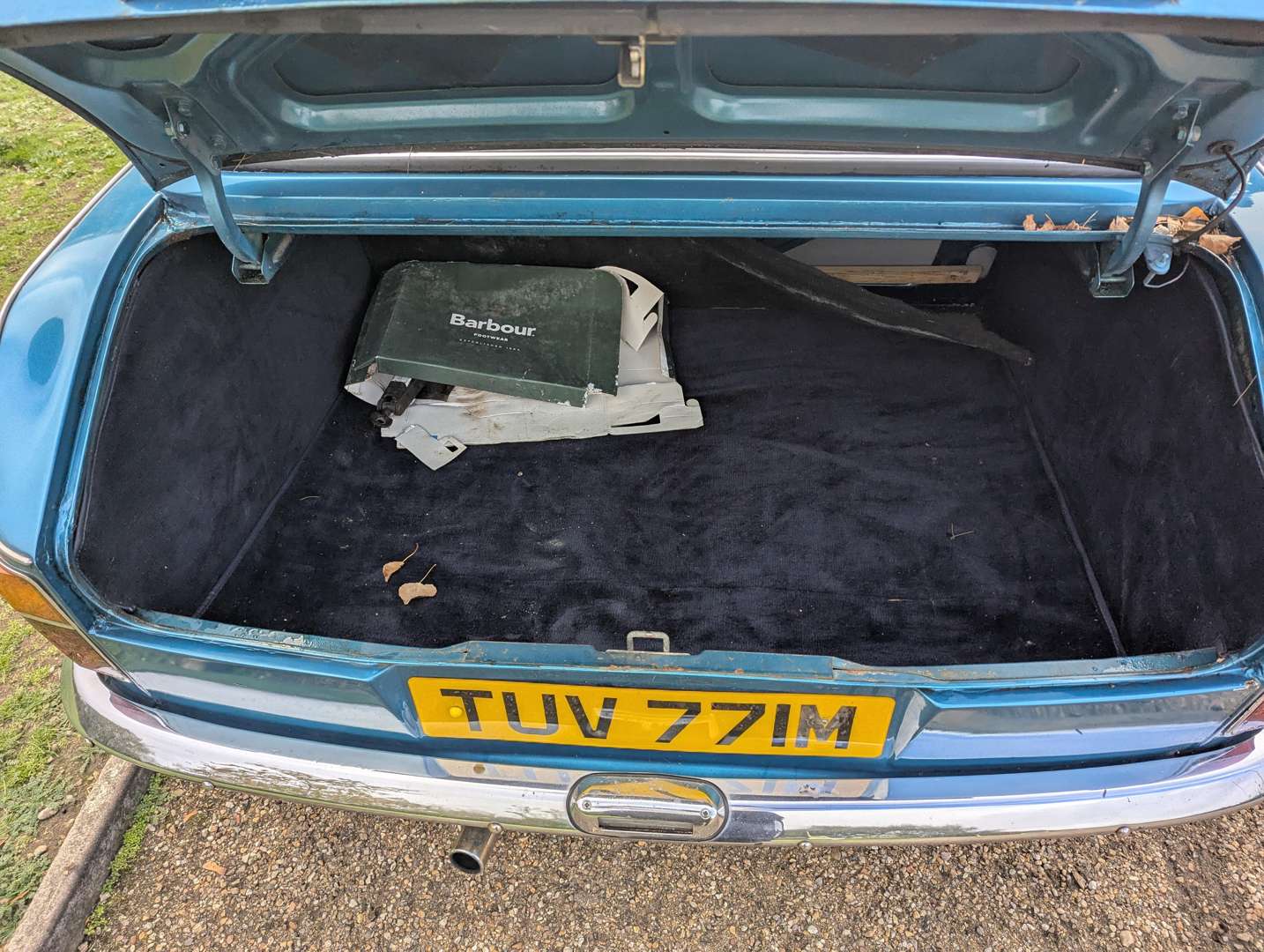 <p>1973 WOLSELEY SIX AUTO</p>