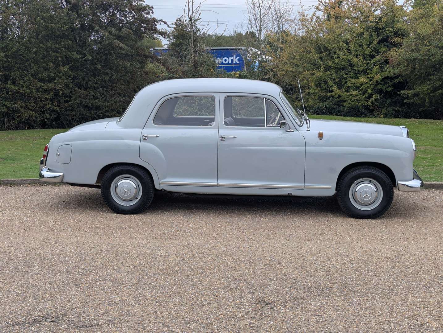 <p>1961 MERCEDES PONTON 180B</p>