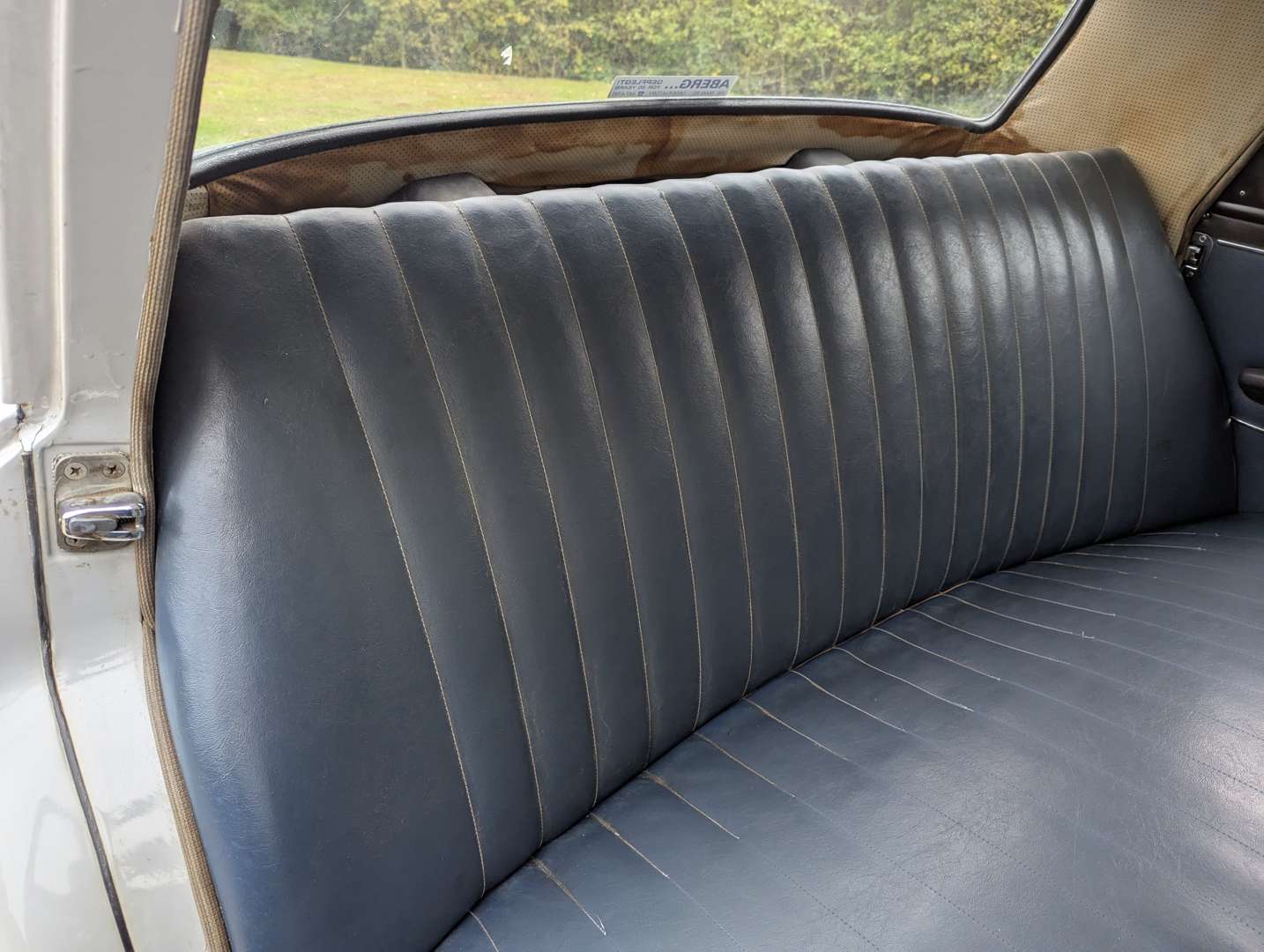 <p>1961 MERCEDES PONTON 180B</p>