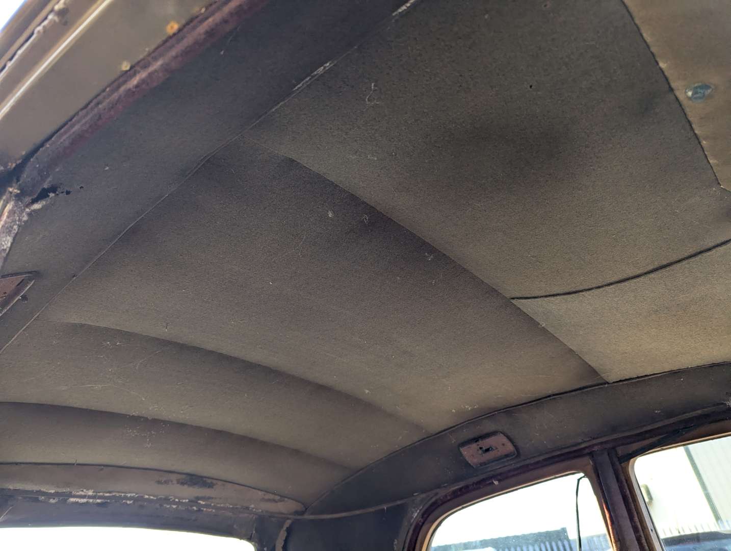 <p>1953 RILEY RMF 2.5 SALOON</p>