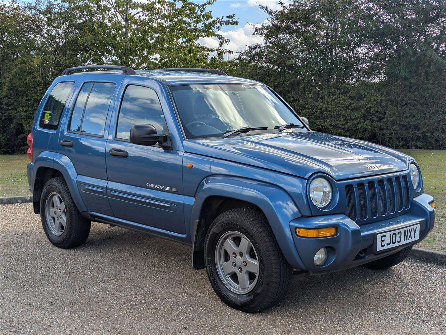 <p>2003 JEEP CHEROKEE 3.7 LIMITED AUTO</p>