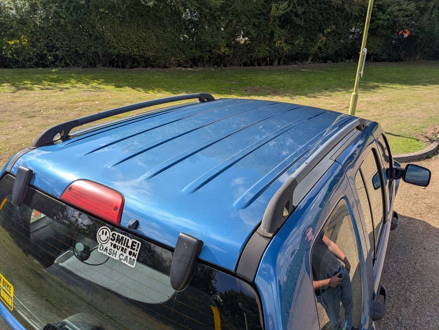 <p>2003 JEEP CHEROKEE 3.7 LIMITED AUTO</p>