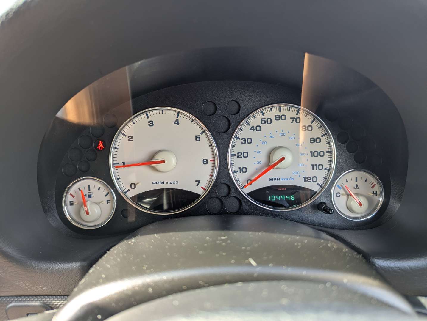 <p>2003 JEEP CHEROKEE 3.7 LIMITED AUTO</p>