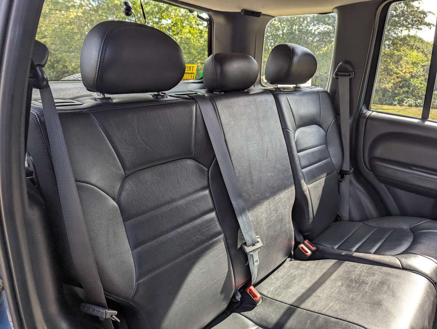 <p>2003 JEEP CHEROKEE 3.7 LIMITED AUTO</p>