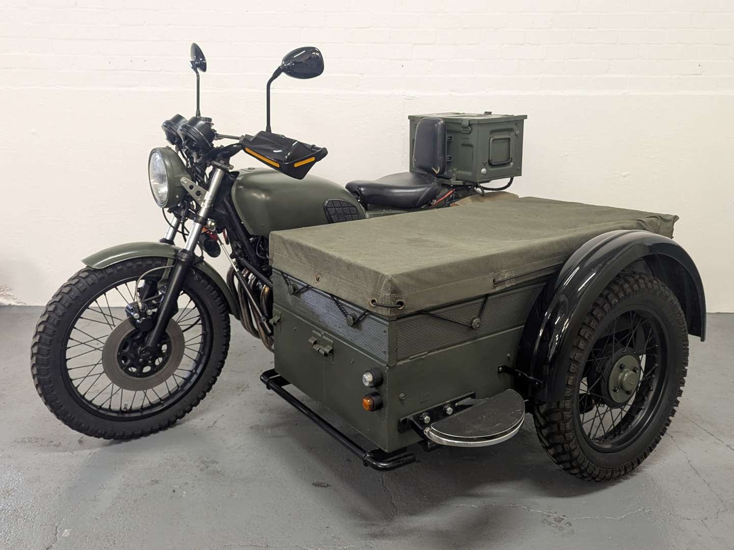 <p>1976 HONDA CB550</p>