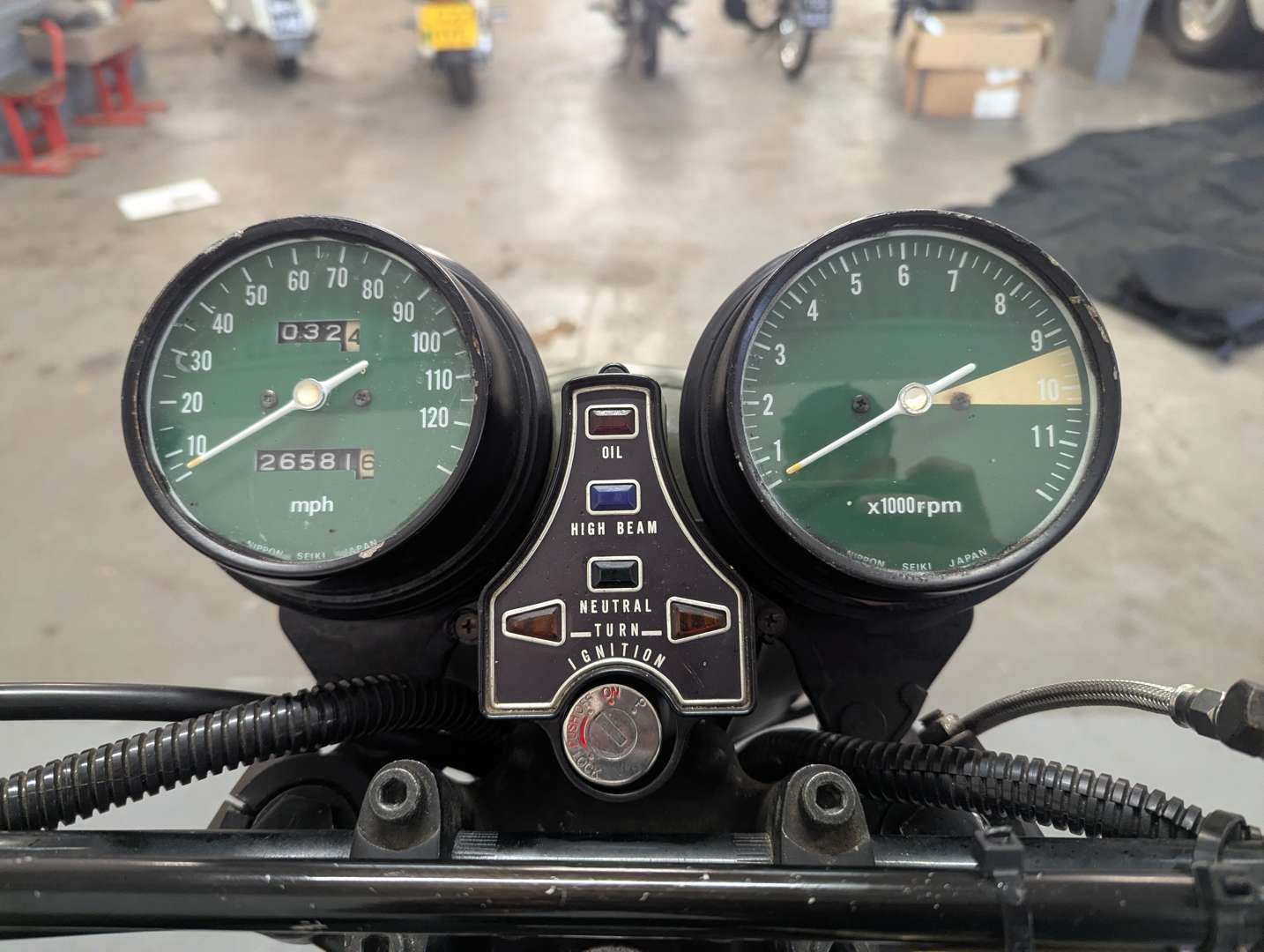 <p>1976 HONDA CB550</p>