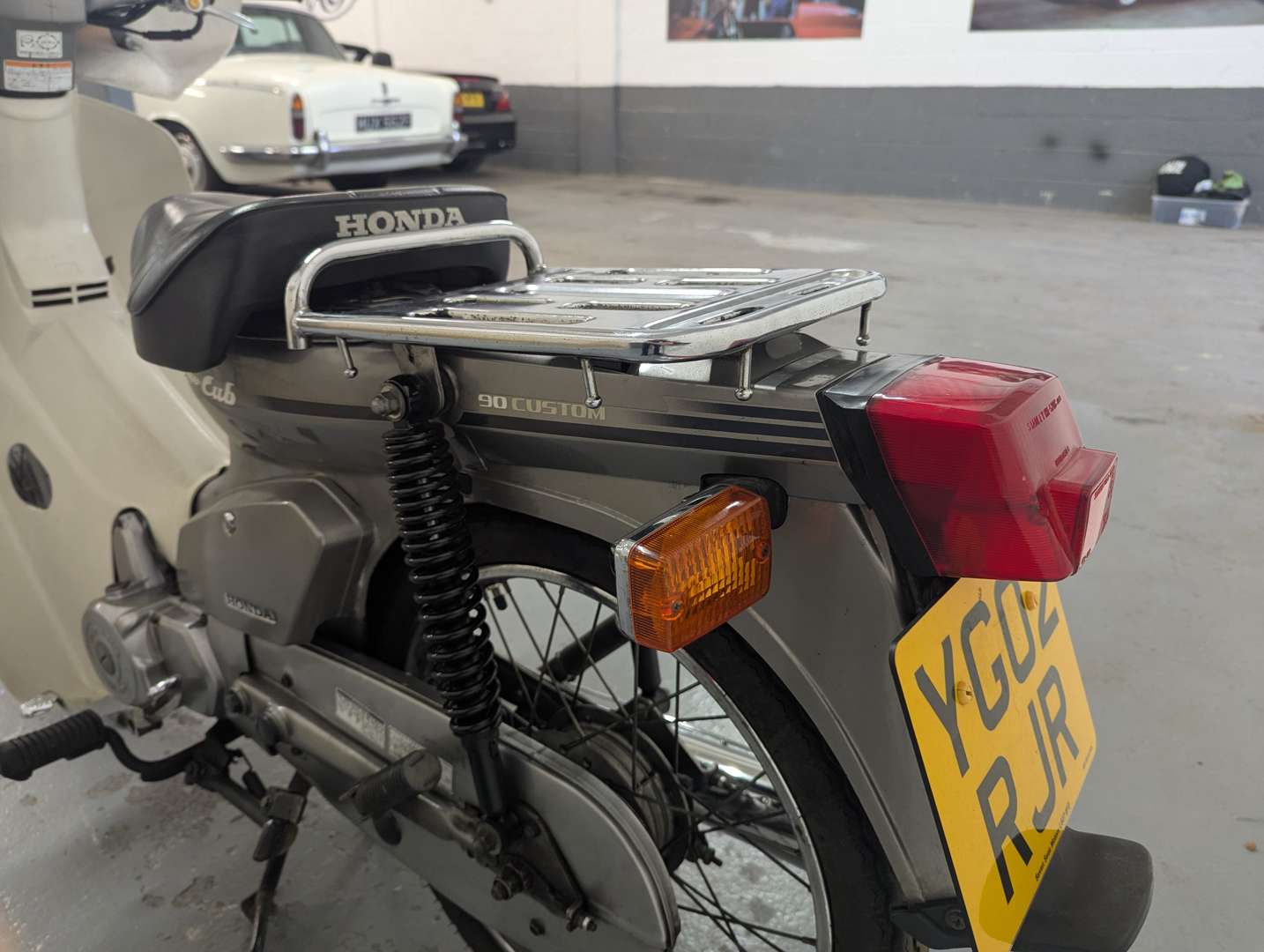 <p>2002 HONDA CUB C90</p>