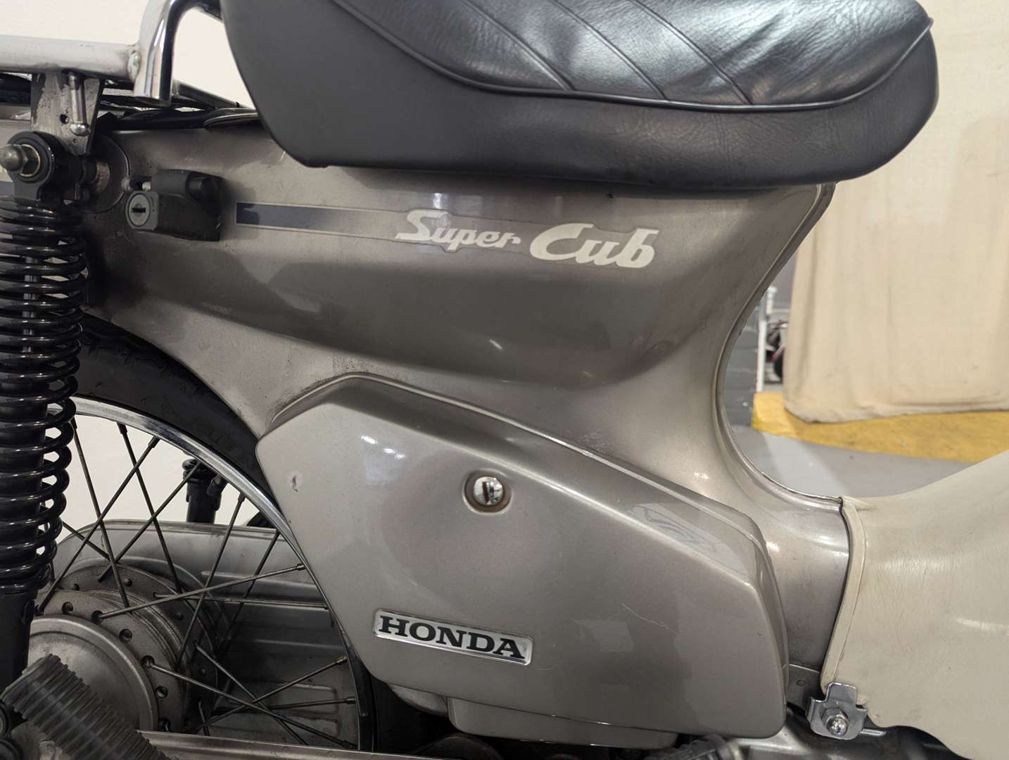 <p>2002 HONDA CUB C90</p>