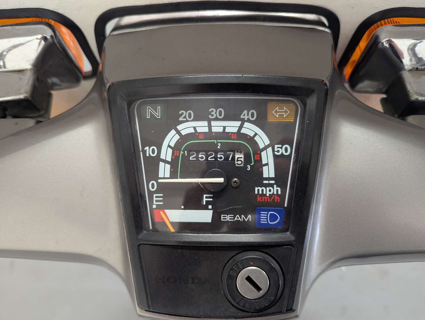 <p>2002 HONDA CUB C90</p>