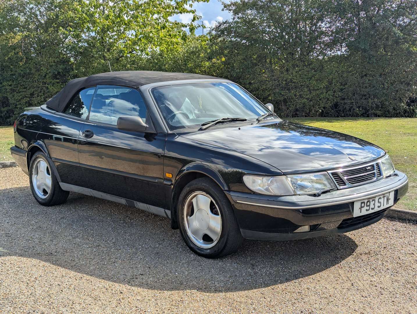 <p>1996 SAAB 900 SE TURBO CONVERTIBLE</p>