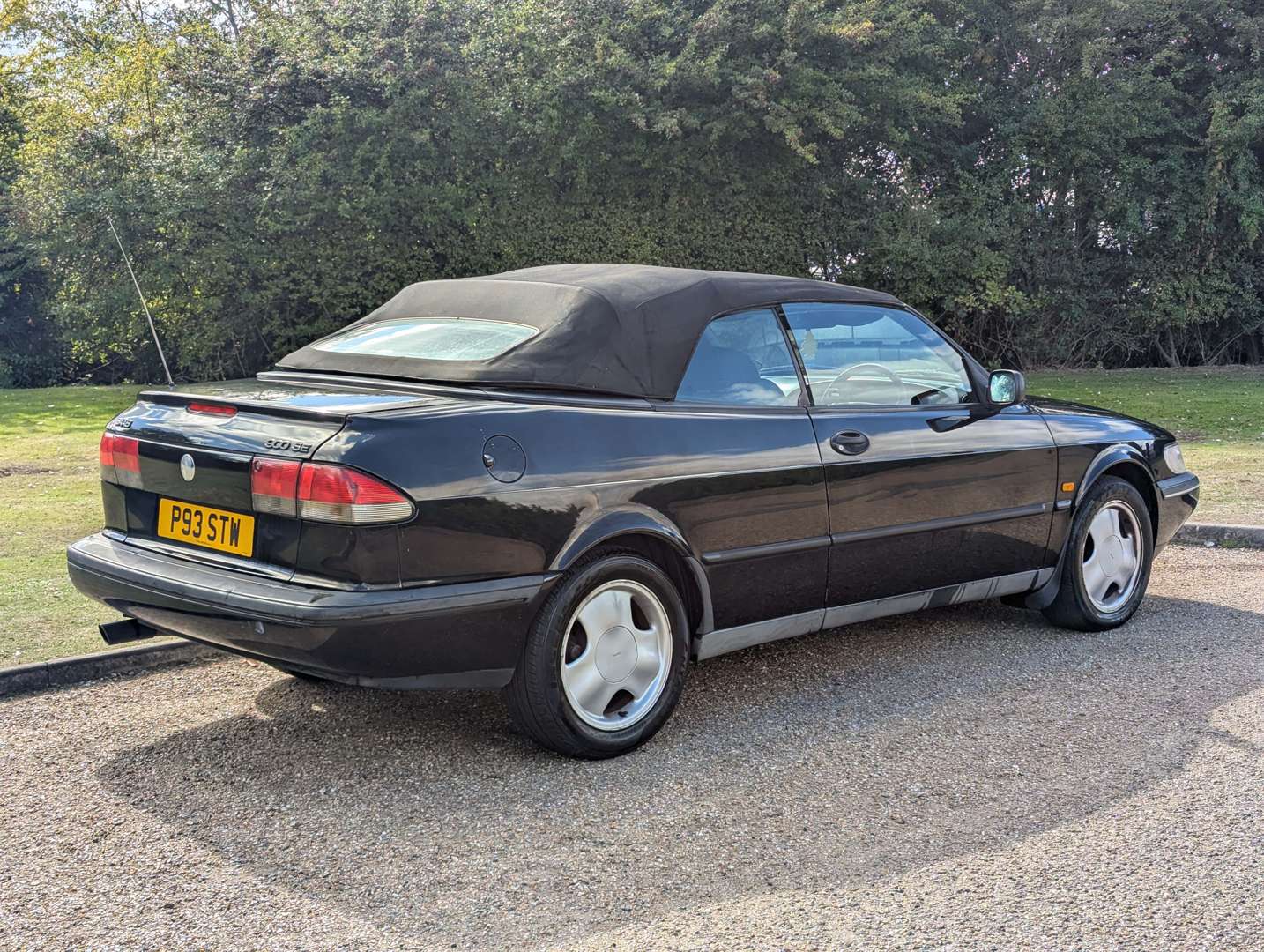 <p>1996 SAAB 900 SE TURBO CONVERTIBLE</p>