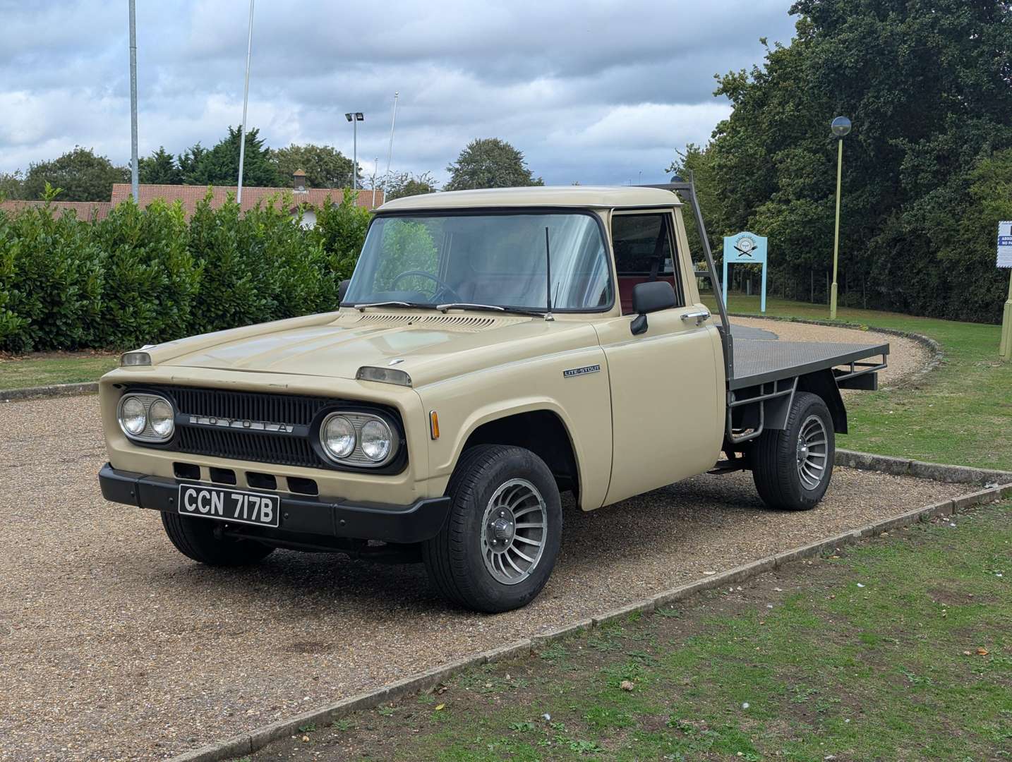 <p>1964 TOYOTA LITE STOUT PICK-UP</p>
