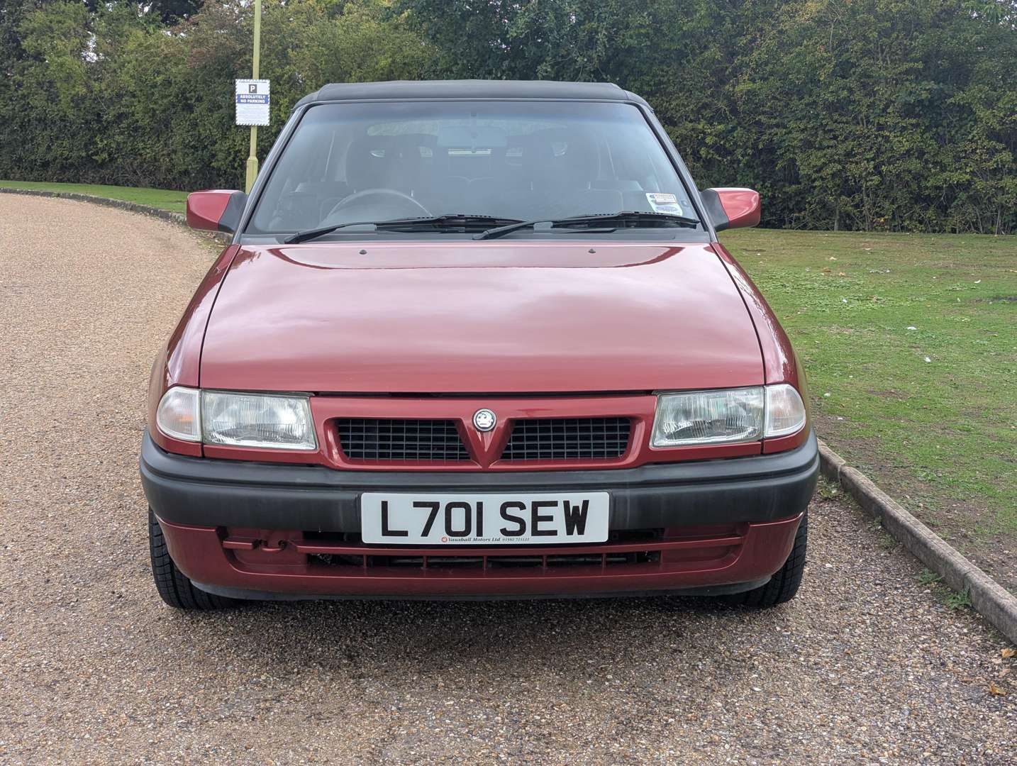 <p>1994 VAUXHALL ASTRA 2.0I BERTONE CONVERTIBLE</p>
